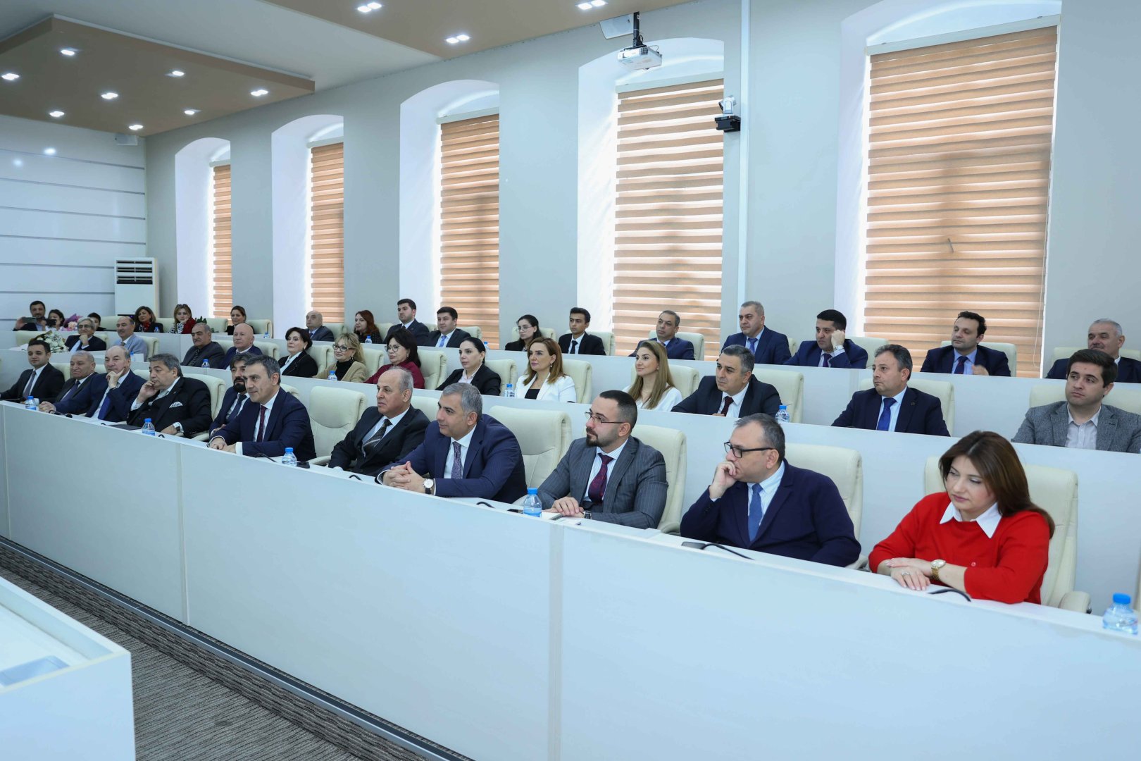 UNEC-də Səadət Qəndilova və Arif Şəkərəliyevin yubiley tədbiri keçirilib (FOTO)