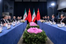 İran Çinlə qarşılıqlı münasibətləri daha da möhkəmləndirmək niyyətindədir (FOTO)