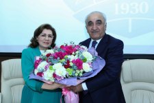 UNEC-də Səadət Qəndilova və Arif Şəkərəliyevin yubiley tədbiri keçirilib (FOTO)