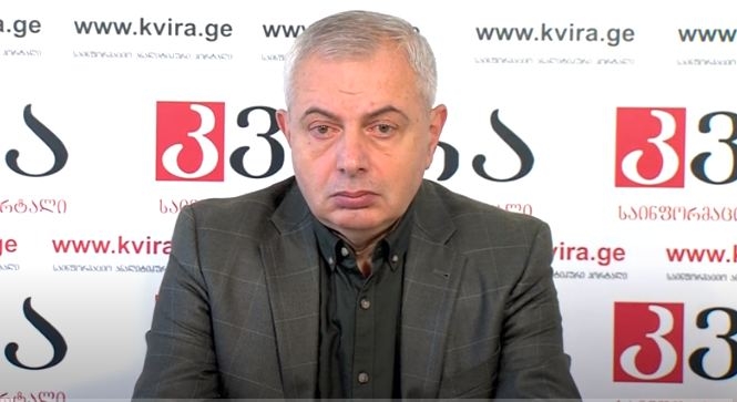 Gürcüstan prezidenti müxalifəti dəstəkləyir - Ekspert