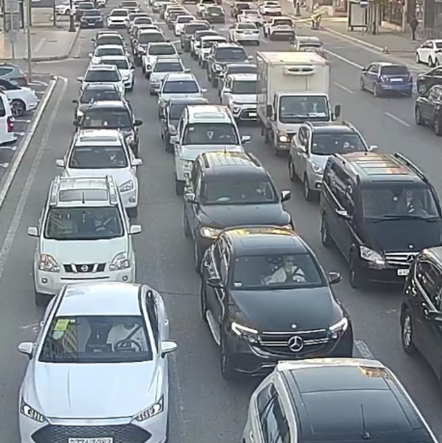 Sürücülərin NƏZƏRİNƏ: bu yollarda tıxac var - SİYAHI