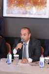 Gəncədə “Regional Medianın İnkişafı” layihəsi çərçivəsində media nümayəndələri ilə görüş keçirilib (FOTO)