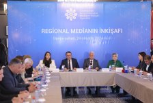 Gəncədə “Regional Medianın İnkişafı” layihəsi çərçivəsində media nümayəndələri ilə görüş keçirilib (FOTO)