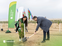 "Həmrəylik ruhunda yaşıl gələcək: Rabitabank-dan yaşıl təşəbbüs" ağacəkmə aksiyası (FOTO)