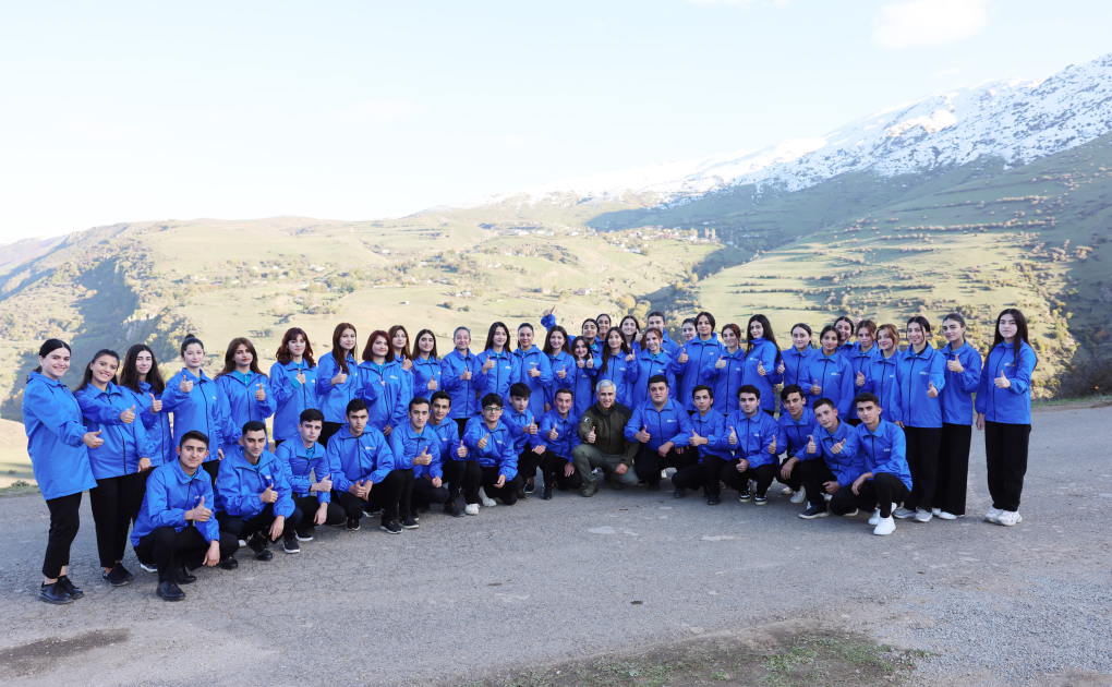Heydər Əliyev Fondunun vitse-prezidenti Leyla Əliyeva Lerikdə ağacəkmə aksiyasında iştirak edib (FOTO)