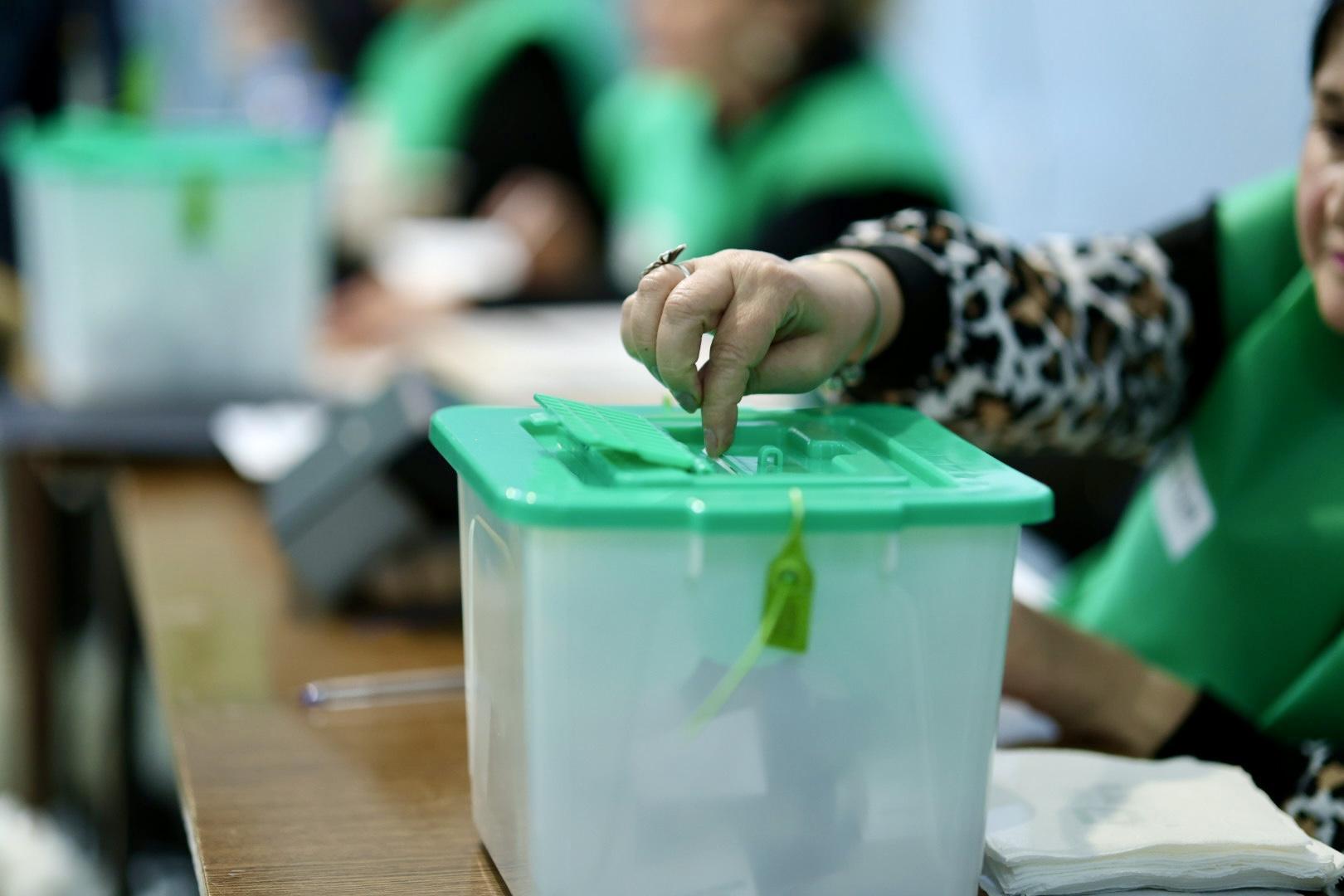 Gürcüstan Qərbin xəyallarını puç etdi: xalq gələcək rifahını seçdi - ŞƏRH