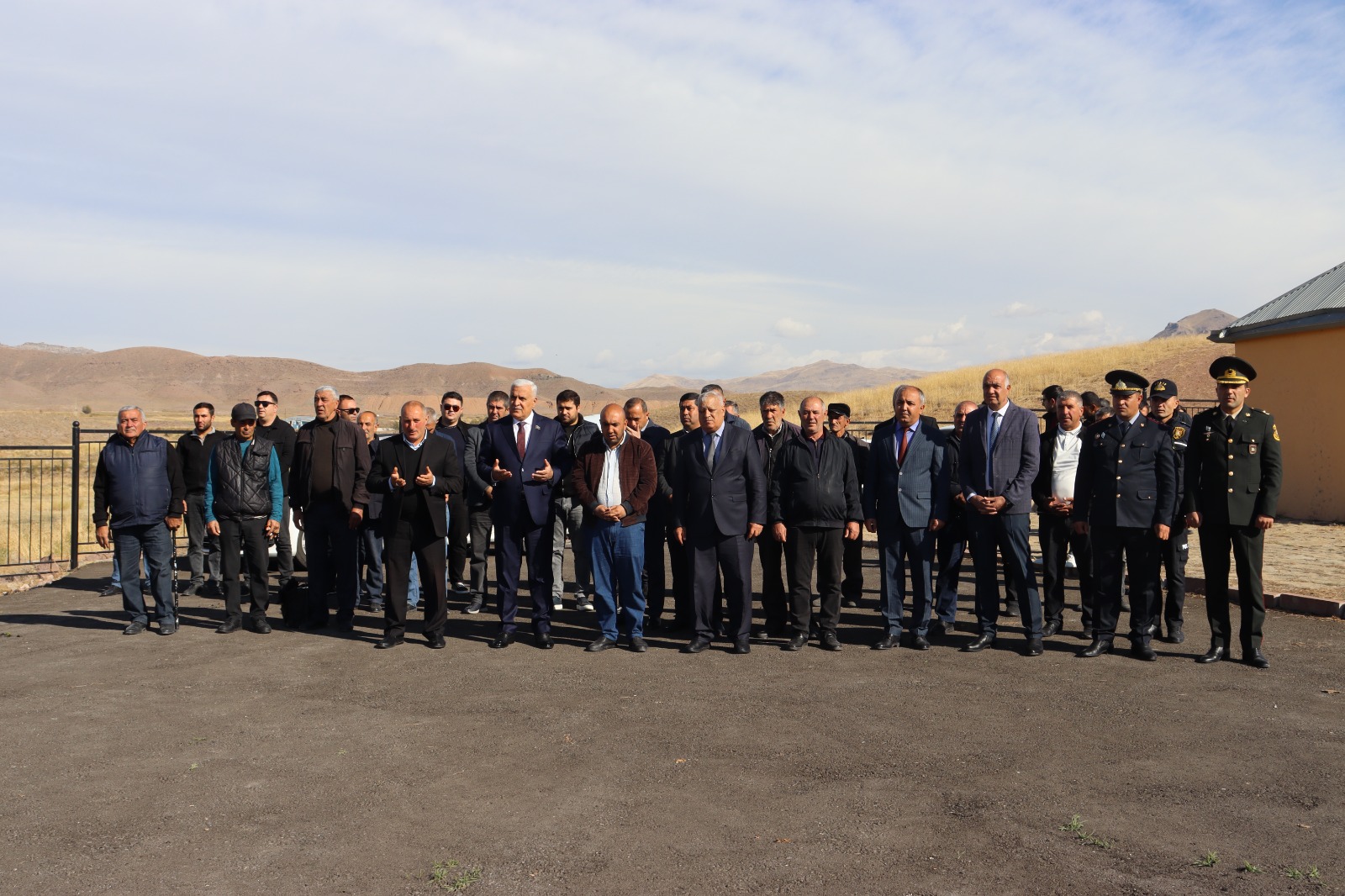Vüqar Rəhimzadə Culfa rayonunun Əbrəqunus kəndində şəhidin anım mərasimində iştirak edib (FOTO)