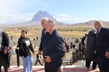 Vüqar Rəhimzadə Culfa rayonunun Əbrəqunus kəndində şəhidin anım mərasimində iştirak edib (FOTO)