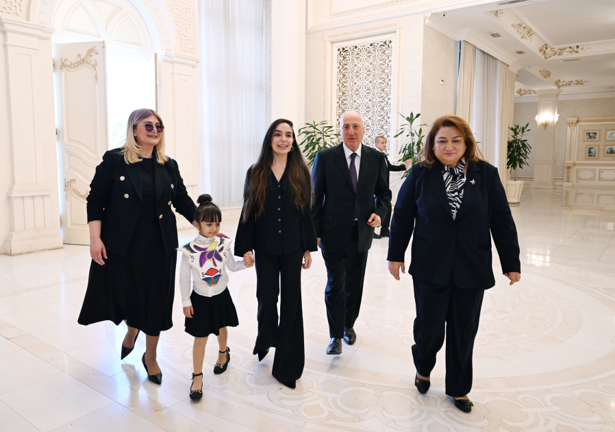 Heydər Əliyev Fondunun vitse-prezidenti Leyla Əliyeva Sumqayıtda “Ülviyyət” adlı tədbirdə iştirak edib (FOTO)