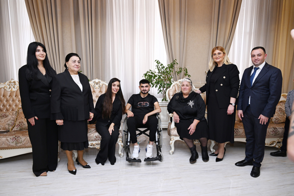 Heydər Əliyev Fondunun vitse-prezidenti Leyla Əliyeva Sumqayıtda “Ülviyyət” adlı tədbirdə iştirak edib (FOTO)