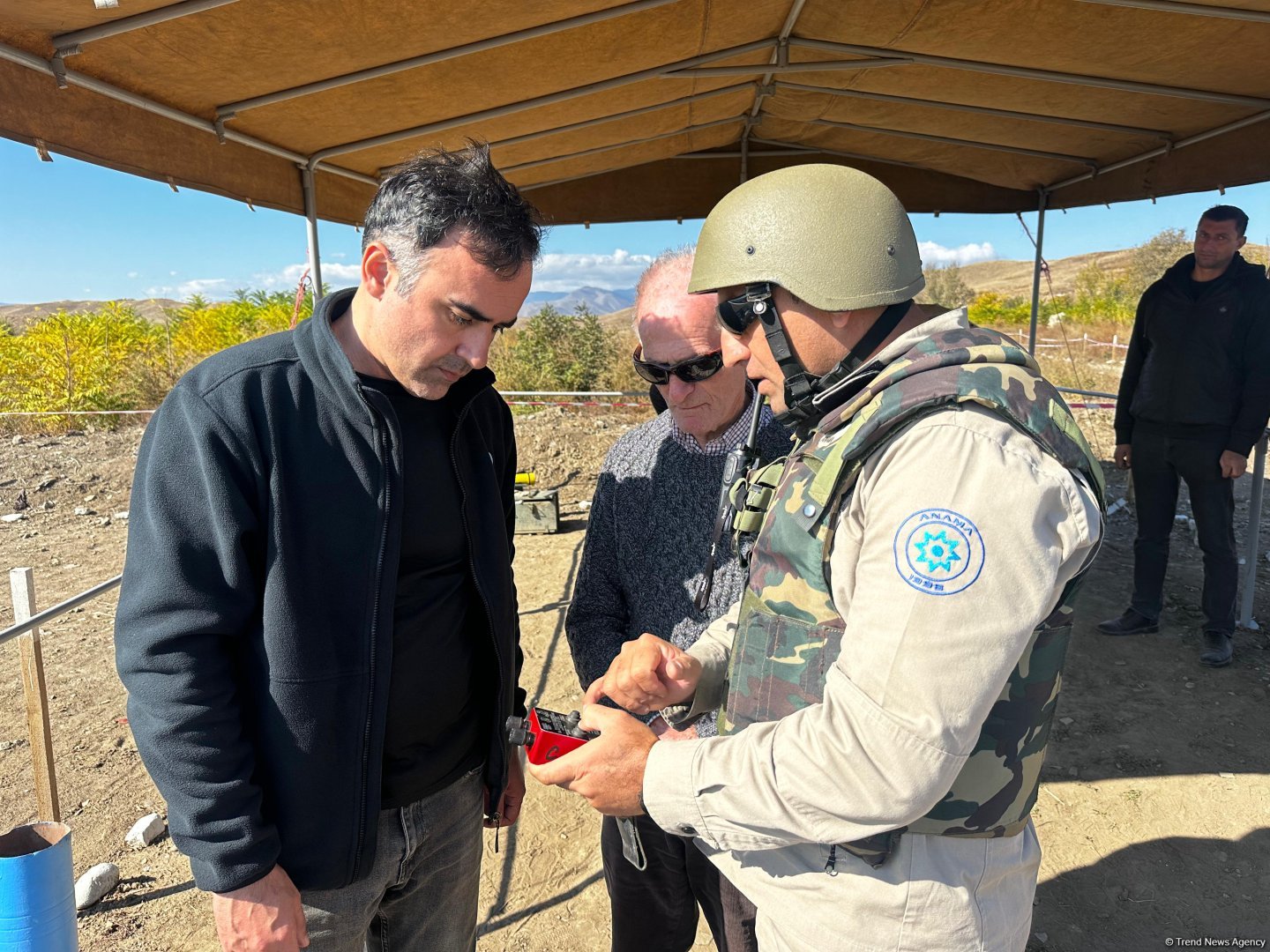 Beynəlxalq səyyahlar Füzulidə minatəmizləməni izlədi (FOTO/VİDEO)
