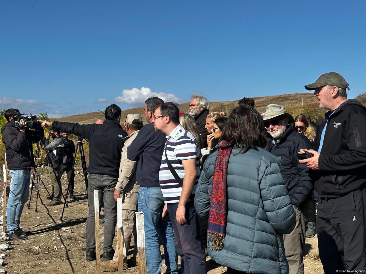 Beynəlxalq səyyahlar Füzulidə minatəmizləməni izlədi (FOTO/VİDEO)