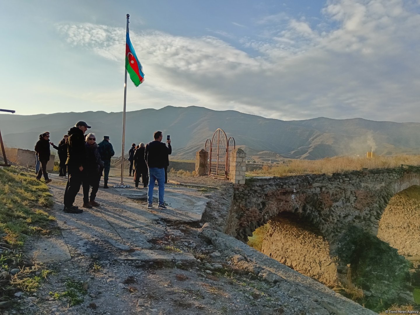 Dünya səyyahları Xudafərində (FOTO)