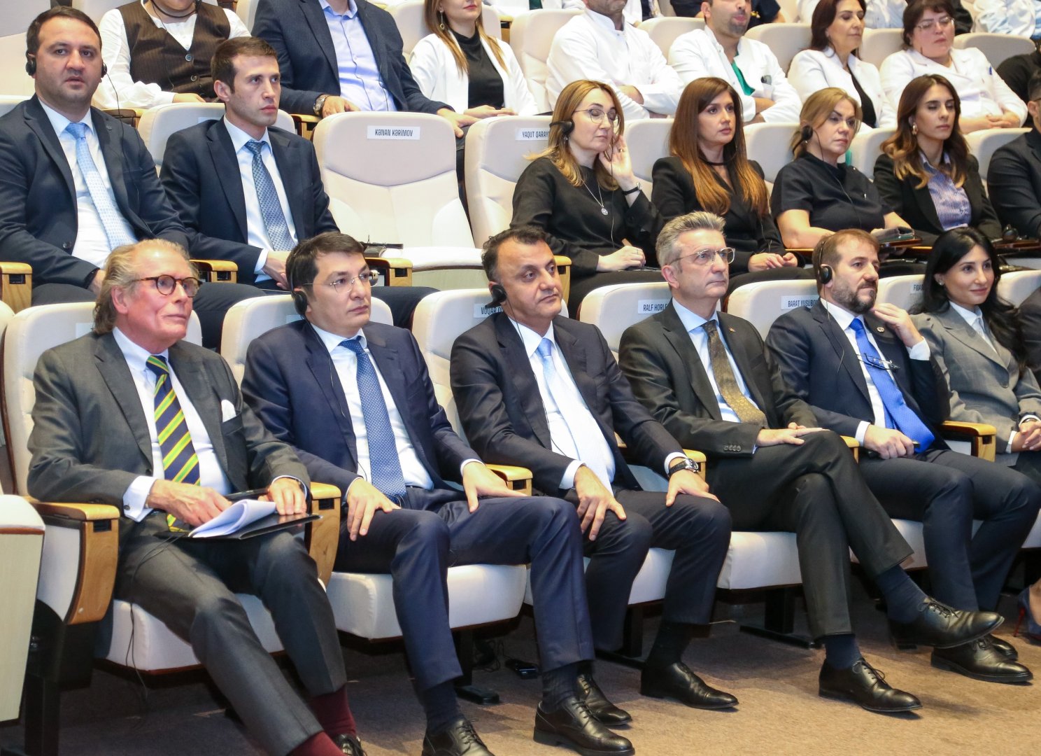 TƏBİB Almaniyanın iki nüfuzlu səhiyyə idarəetmə şəbəkəsi ilə əməkdaşlıq müqaviləsi imzalayıb (FOTO)