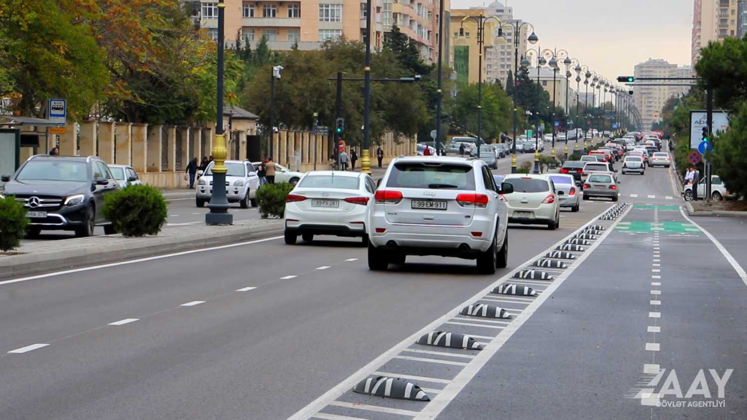 Mətbuat prospektində aparılan təmir işləri yekunlaşıb (FOTO/VİDEO)