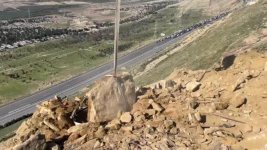 Badamdarda təhlükə yaradan qaya parçaları belə götürülür (FOTO/VİDEO)