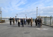 Hərbi attaşelər Bakı Beynəlxalq Dəniz Ticarəti Limanında olublar (FOTO)