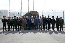 Hərbi attaşelər Bakı Beynəlxalq Dəniz Ticarəti Limanında olublar (FOTO)