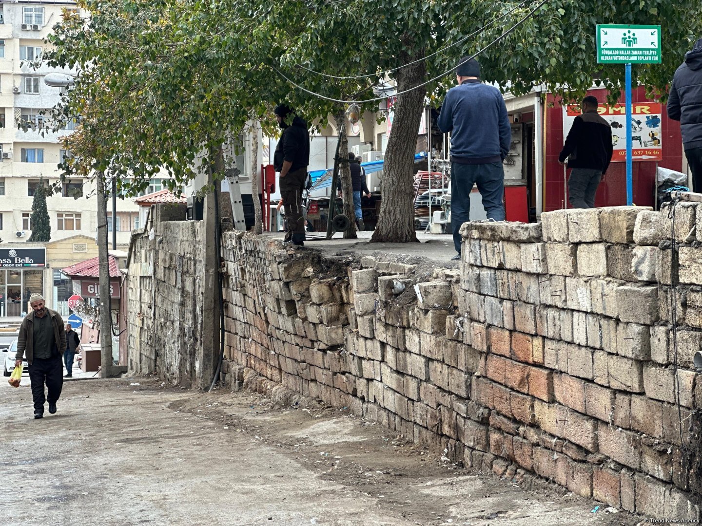 “8-ci km bazarı”nın ətrafındakı küçə ticarəti yığışdırılıb (FOTO/VİDEO)