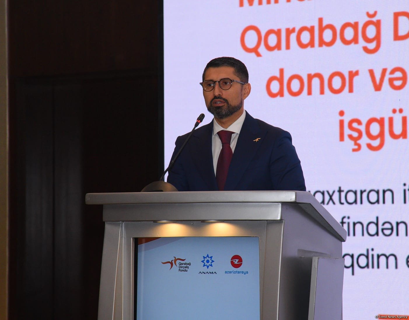ANAMA-ya üç mianaaxtaran it verilib (FOTO)