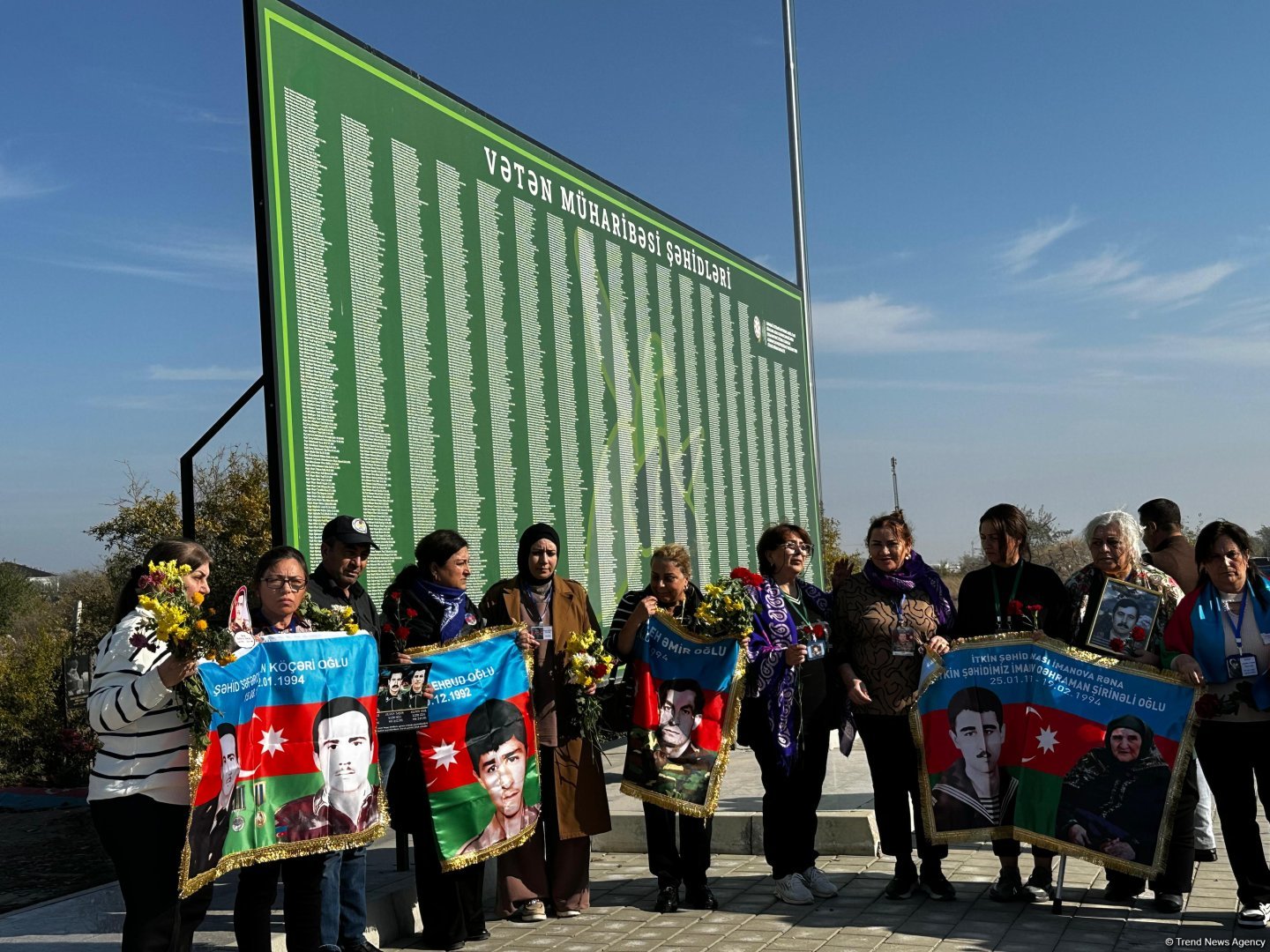 Birinci Qarabağ müharibəsində itkin düşənlərin ailələri Ağdam, Xocalı, Xankəndi və Şuşaya səfər ediblər (FOTO)