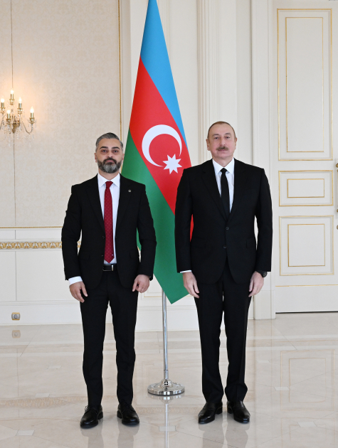 Prezident İlham Əliyev Albaniyanın Azərbaycanda yeni təyin olunmuş səfirinin etimadnaməsini qəbul edib (FOTO/VİDEO) (YENİLƏNİB)
