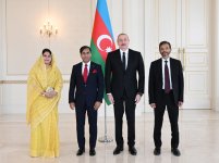 Prezident İlham Əliyev Banqladeşin Azərbaycanda yeni təyin olunmuş səfirinin etimadnaməsini qəbul edib (FOTO/VİDEO) (YENİLƏNİB)