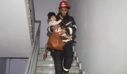 Yasamalda çoxmərtəbəli yaşayış binasında yanğın baş verib (FOTO/VİDEO) (ƏLAVƏ EDİLİB)