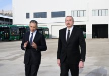 Prezident İlham Əliyev Zığ Elektrik Avtobus Parkının fəaliyyəti ilə tanış olub (FOTO/VİDEO) (YENİLƏNİB)