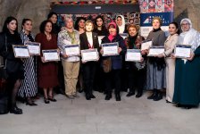 İçərişəhərdə COP29 ərəfəsində sıfır tullantı və davamlılığı təşviq edən sərgi açılıb (FOTO)