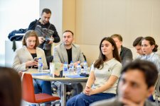 COP29-un işıqlandırılmasında aktiv iştirak edəcək ingilisdilli jurnalistlər üçün “COP29 və Dayanıqlı Media Təcrübələri” mövzusunda növbəti təlimlər keçirilir (FOTO)