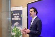 COP29-un işıqlandırılmasında aktiv iştirak edəcək ingilisdilli jurnalistlər üçün “COP29 və Dayanıqlı Media Təcrübələri” mövzusunda növbəti təlimlər keçirilir (FOTO)