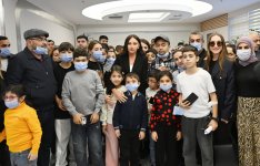 Birinci vitse-prezident Mehriban Əliyeva Talassemiya Mərkəzində olub (FOTO/VİDEO)