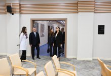 Birinci vitse-prezident Mehriban Əliyeva Talassemiya Mərkəzində olub (FOTO/VİDEO)