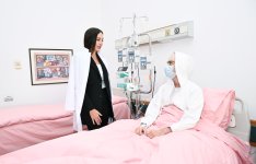 Birinci vitse-prezident Mehriban Əliyeva Talassemiya Mərkəzində olub (FOTO/VİDEO)