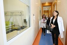 Birinci vitse-prezident Mehriban Əliyeva Talassemiya Mərkəzində olub (FOTO/VİDEO)