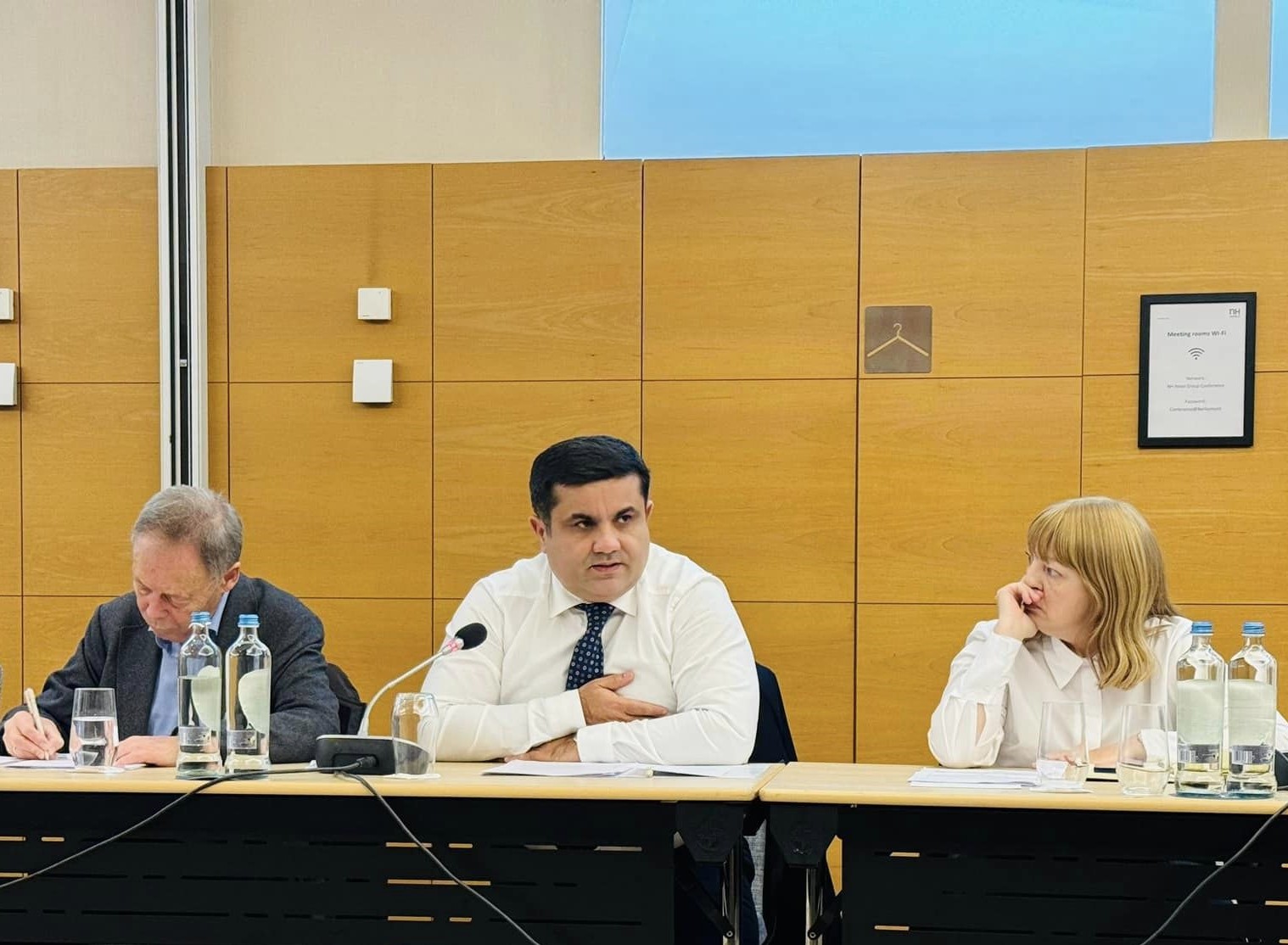 Ombudsman Aparatının rəhbəri Brüsseldə Ermənistanın müharibə cinayətləri barədə məlumat verib