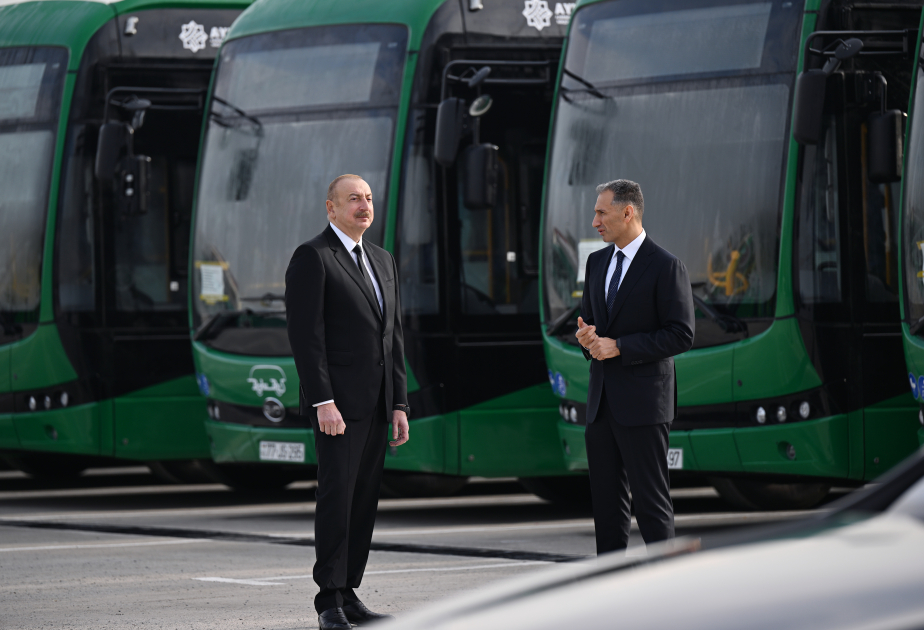Prezident İlham Əliyev Zığ Elektrik Avtobus Parkının fəaliyyəti ilə tanış olub (FOTO/VİDEO) (YENİLƏNİB)