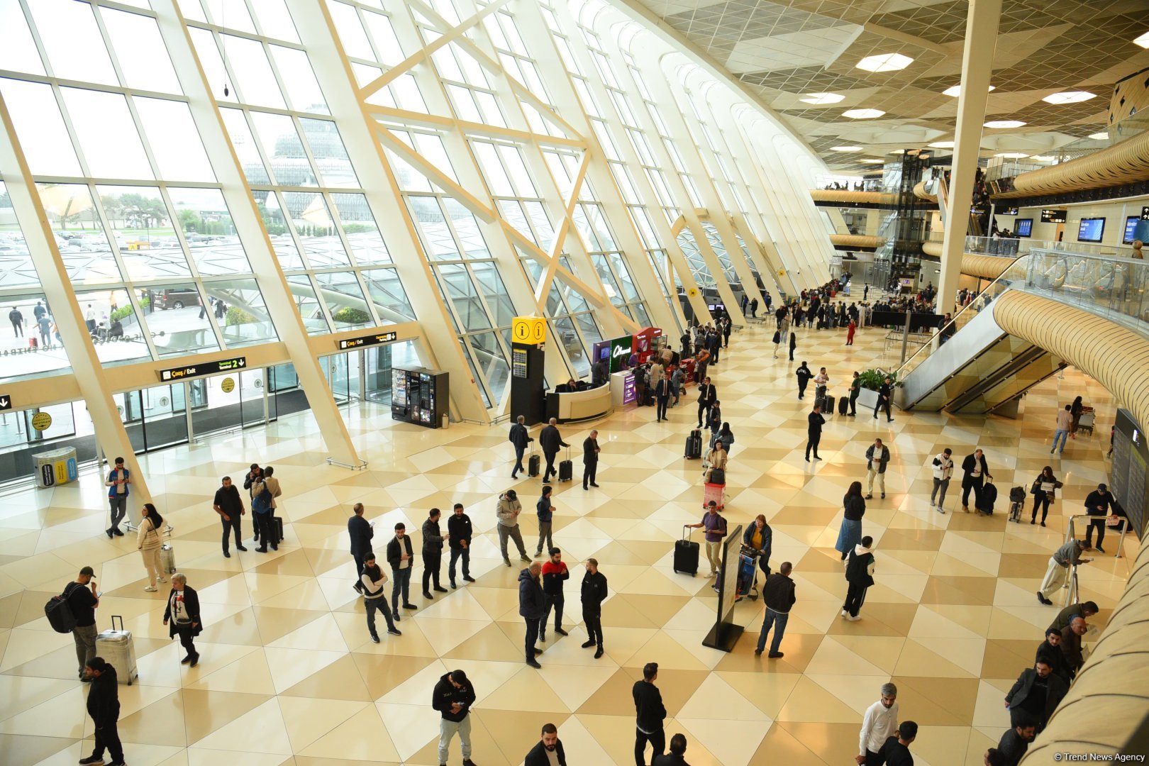 Heydər Əliyev Beynəlxalq Aeroportu ötən il rekord sayda sərnişinə xidmət göstərib