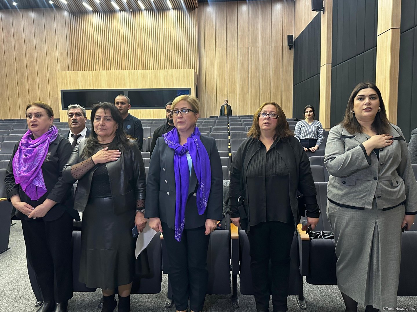 Şuşada “44 gün – Tarixi zəfər” adlı ki­ta­bın təqdimatı olub (FOTO)