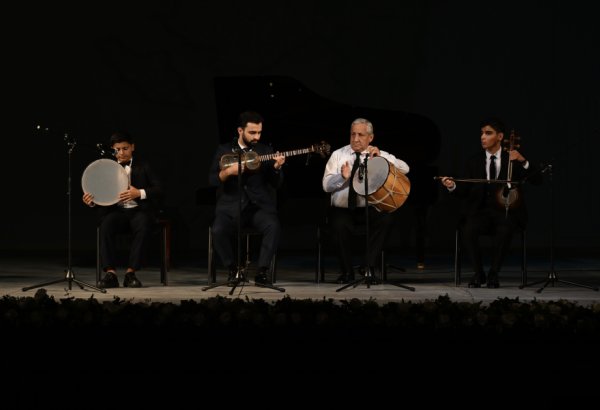 DTX-nin Mədəniyyət Mərkəzində “Zəfərin Səsi” musiqili bədii proqram keçirilib (FOTO)