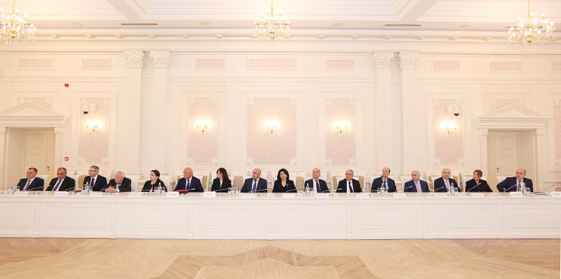 Ali Məhkəmənin hakimi Əziz Seyidov təqaüdə yola salınıb (FOTO)
