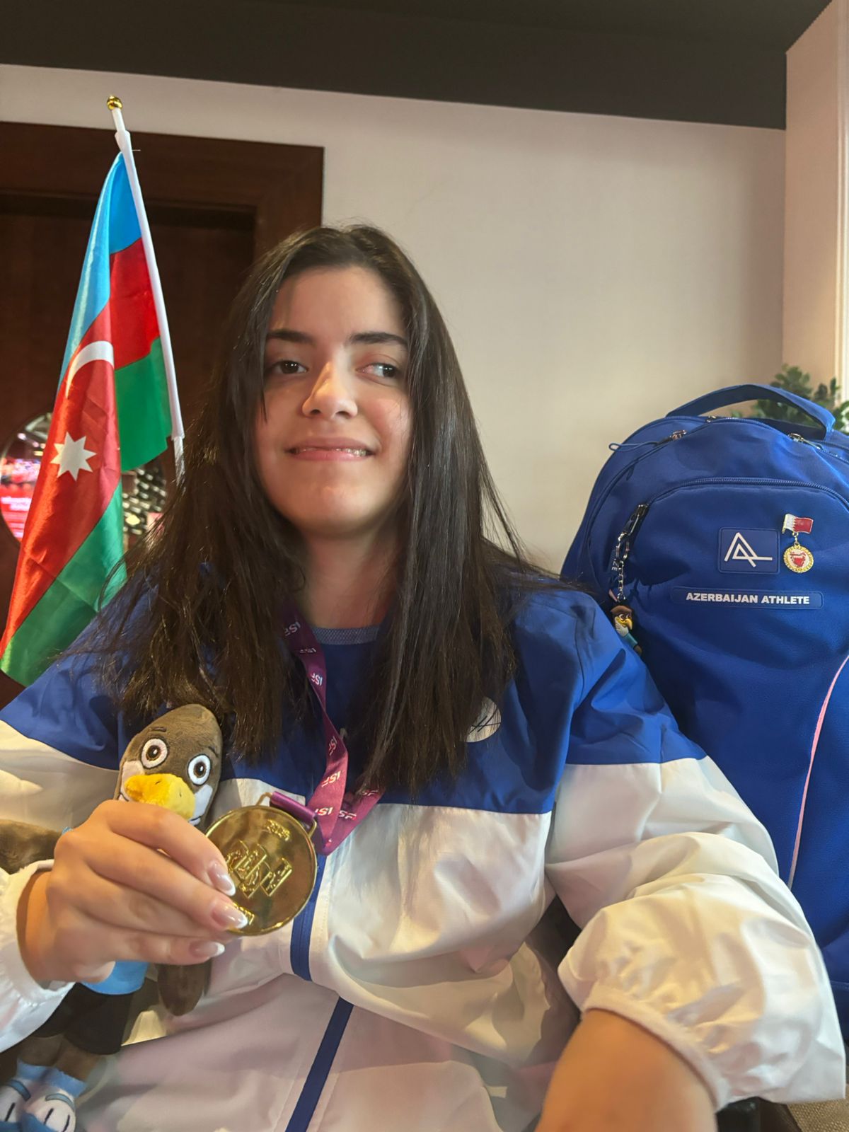 UNEC nəzdində Sosial İqtisadi Kollecin tələbəsi Bəhreyndə keçirilən Gimnaziadada qızıl medal qazanıb (FOTO)
