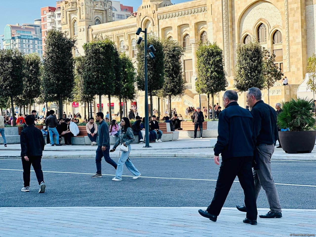 “28 May” yenidənqurmadan sonra - FOTO və VİDEO