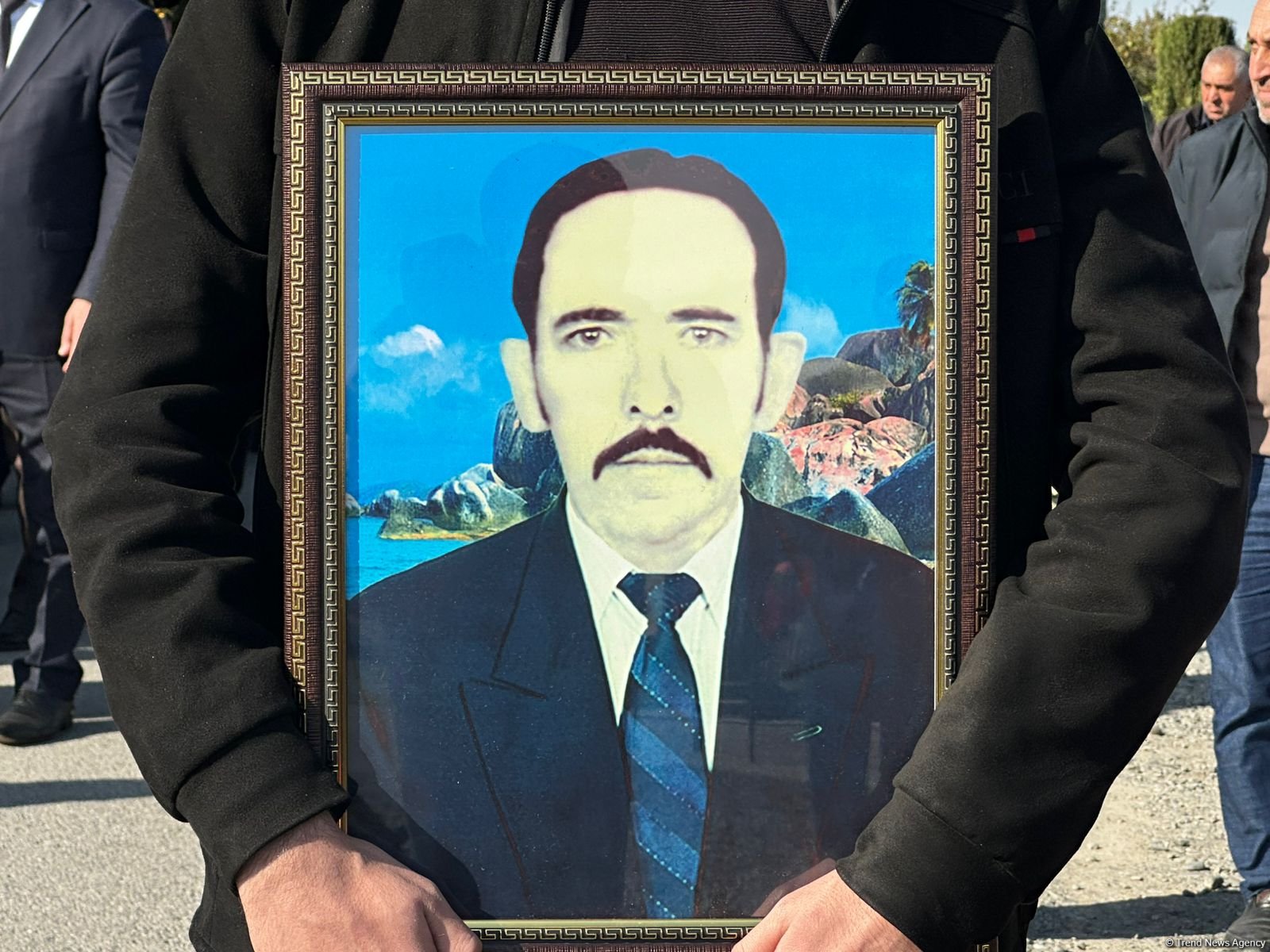 31 il əvvəl itkin düşmüş Ağdam sakini dəfn edilib (FOTO)