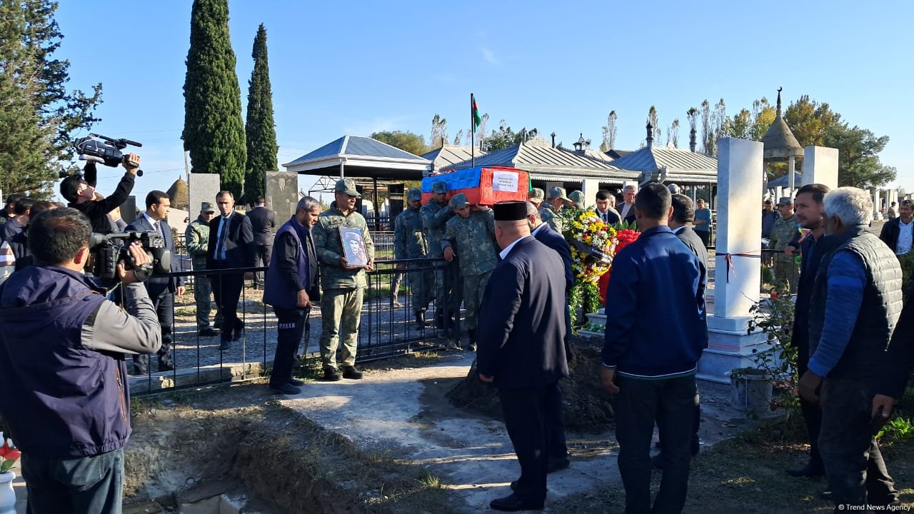 Tərtərdə Birinci Qarabağ müharibəsinin şəhidi Möhübbət Mustafayev dəfn edildi (FOTO)