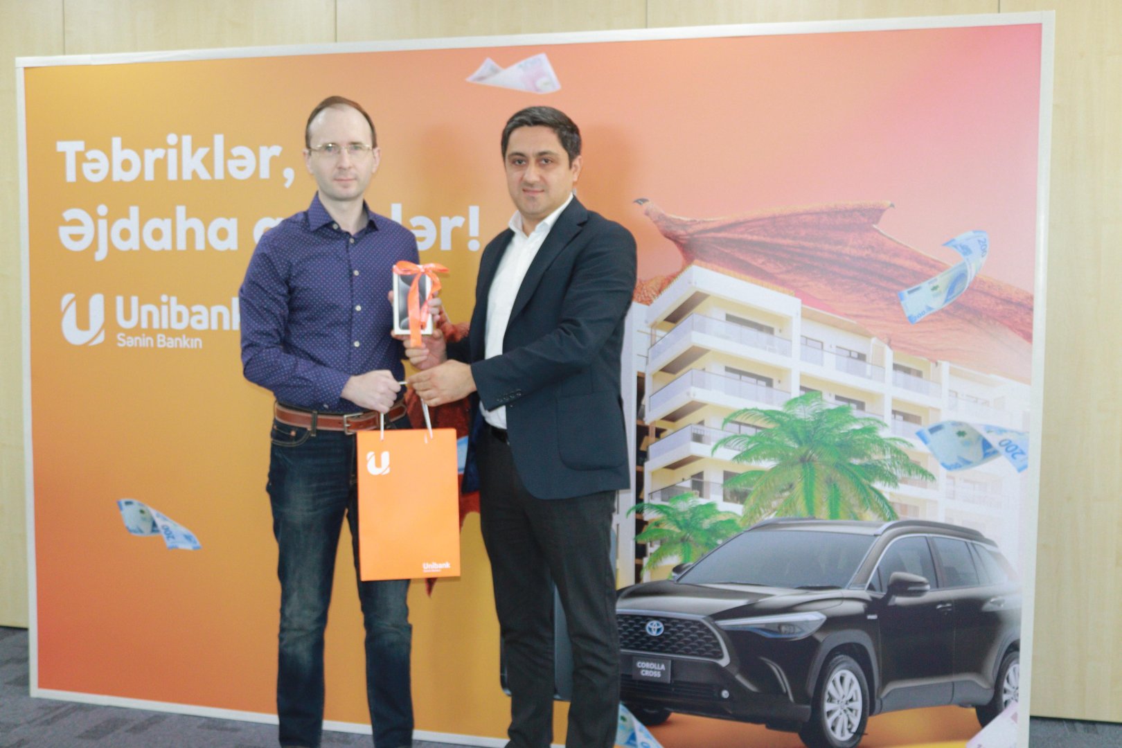 Unibank “Əjdaha” lotereyanın növbəti qaliblərinə hədiyyələri təqdim edib (FOTO)