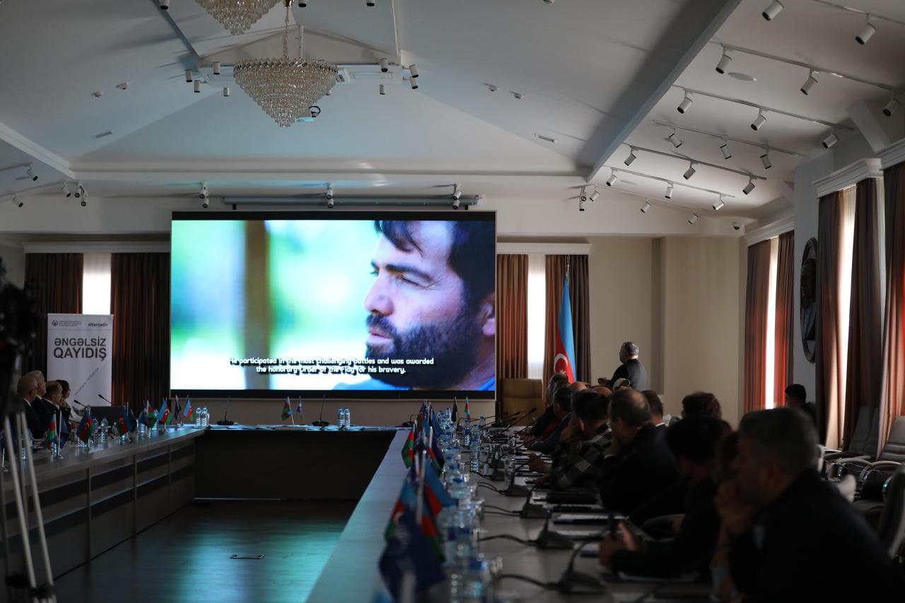 “Əngəlsiz qayıdış” adlı filmin təqdimatı oldu (FOTO/VİDEO)