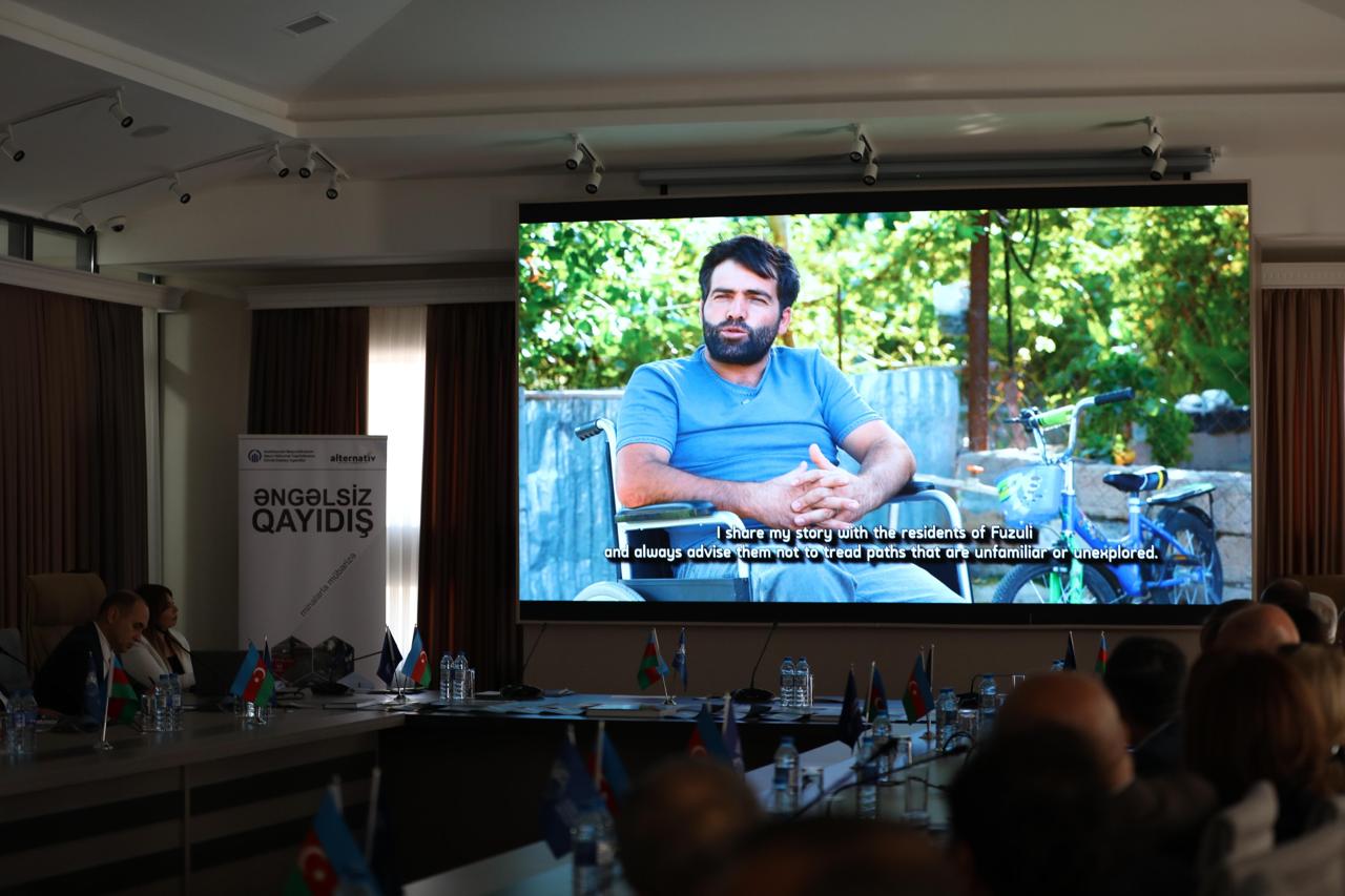 “Əngəlsiz qayıdış” adlı filmin təqdimatı oldu (FOTO/VİDEO)
