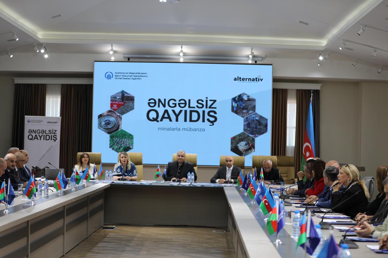 “Əngəlsiz qayıdış” adlı filmin təqdimatı oldu (FOTO/VİDEO)